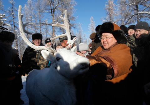  Монгол Улсын хамгийн цөөн тоот үндэстэн болох цаатан айлд зочилов